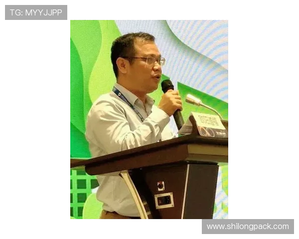 专访黄伟:探寻足球领域成功背后的秘密与经验分享 专访黄伟:探寻足球领域成功背后的秘密与经验分享
